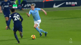 世体：梅西在进入诺坎普前没联系巴萨的任何人请求许可